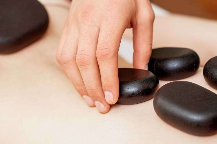 pierre chaude noire pour massage
