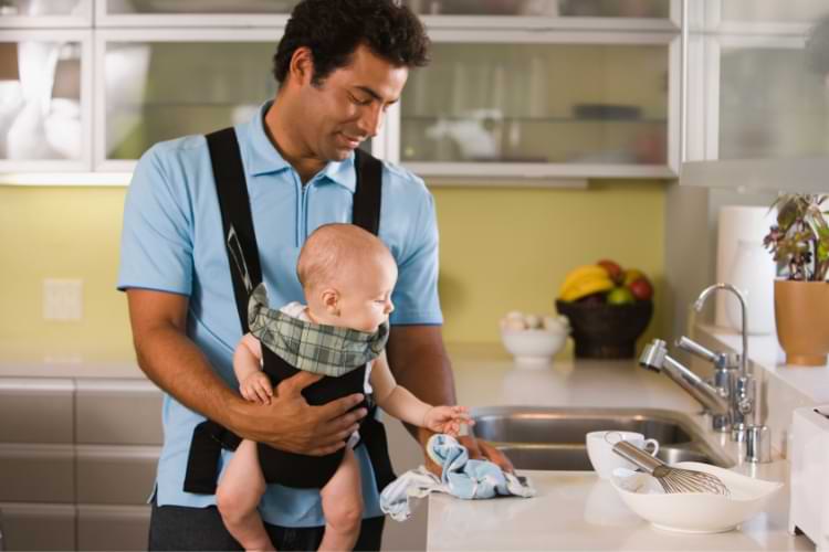  avantages du porte bebe cuisine