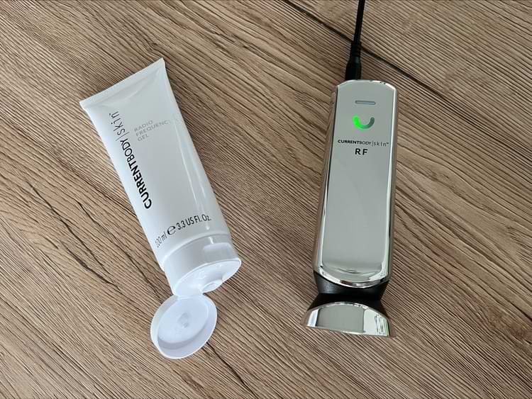 combot gel + appareil radiofréquence visage currentbody