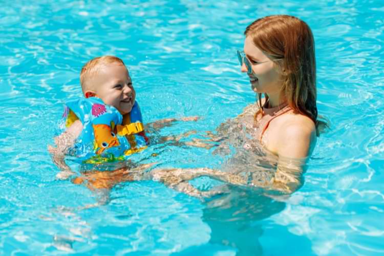 gilet pour bébé piscine